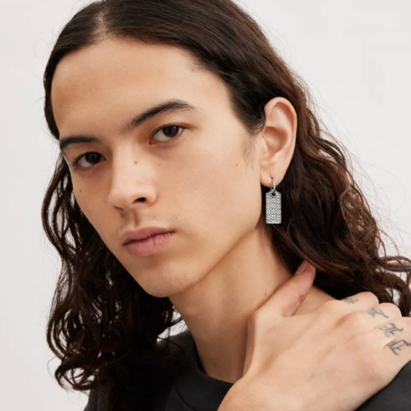 Sterling Silver Signature Hangtag Single Huggie Earring - Picture 3 of 11